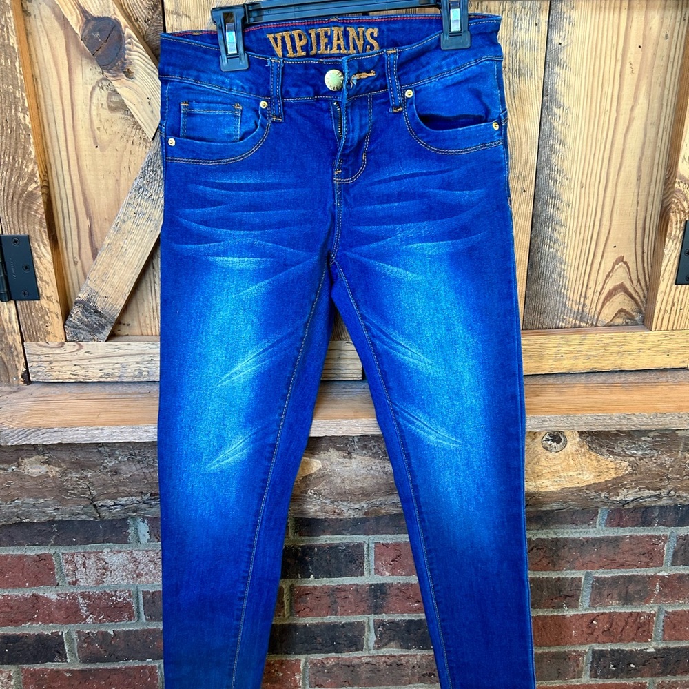 Junior’s VIP girls jeans.